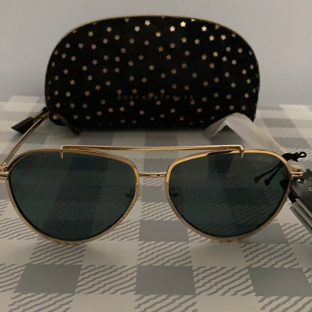 Quay Australia Dirty Habit Aviator Sunglasses 🕶